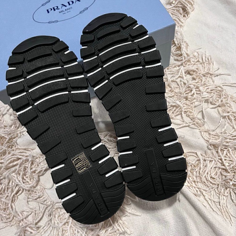 PRADA Logo Nylon Casual Laceup Women’s Sneakers - Picture 10 of 11